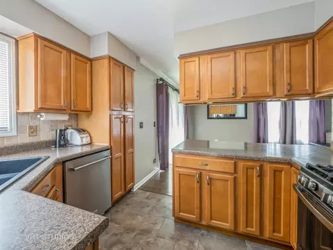Kitchen - 411 Ash Fork Trl, Cary, IL 60013 photo 1 of 1