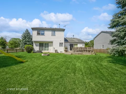 Exterior - 411 Ash Fork Trl, Cary, IL 60013 photo 4 of 5