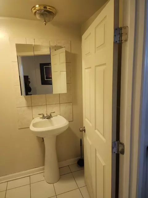 514 E 92nd St, Chicago, IL 60619 photo 29