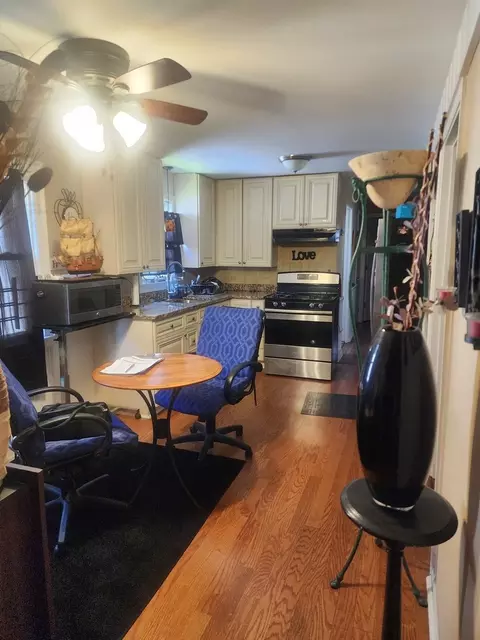 514 E 92nd St, Chicago, IL 60619 photo 4