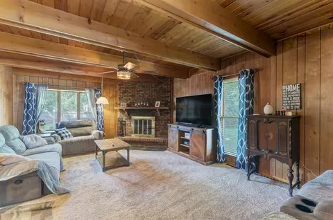 Living - 417 State St, Batavia, IL 60510 photo 3 of 3