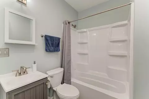 Bath - 417 State St, Batavia, IL 60510 photo 1 of 6