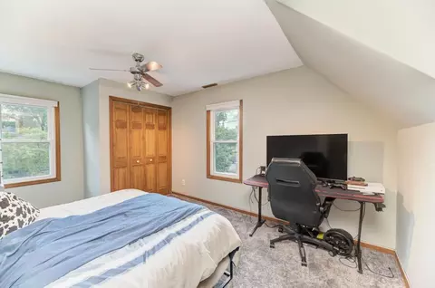 Bedroom - 417 State St, Batavia, IL 60510 photo 5 of 7