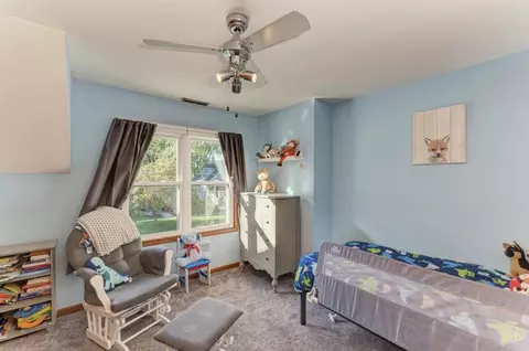 Bedroom - 417 State St, Batavia, IL 60510 photo 3 of 7