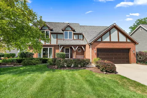 950 Tudor Ct, Lake Zurich, IL 60047