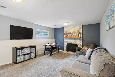 Other - 36 Ashley Ln, Champaign, IL 61820 photo 5 of 8