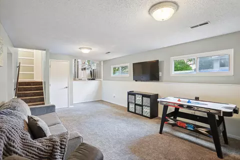 Other - 36 Ashley Ln, Champaign, IL 61820 photo 4 of 8