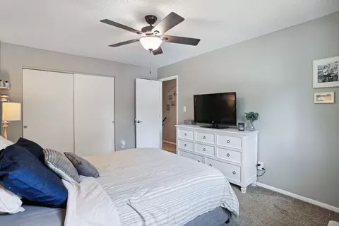 Bedroom - 36 Ashley Ln, Champaign, IL 61820 photo 2 of 5