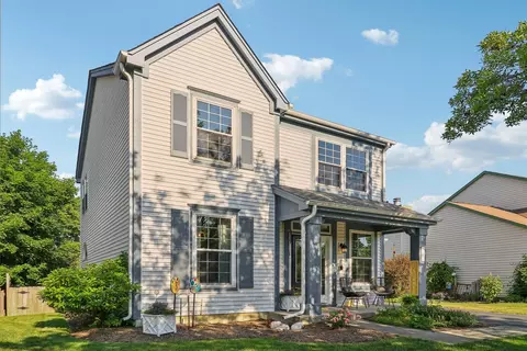 761 Crossland Dr, Grayslake, IL 60030