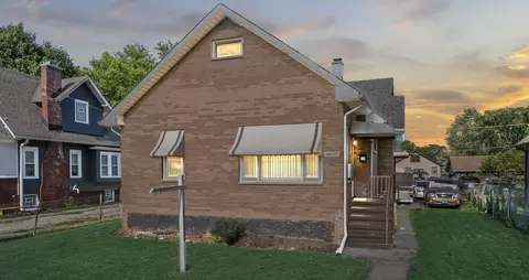 1733 Victoria Ave, North Chicago, IL 60064