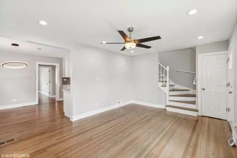 Living - 2550 E 91st St, Chicago, IL 60617 photo 2 of 7