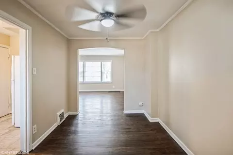 9840 S Yates Blvd, Chicago, IL 60617 photo 5