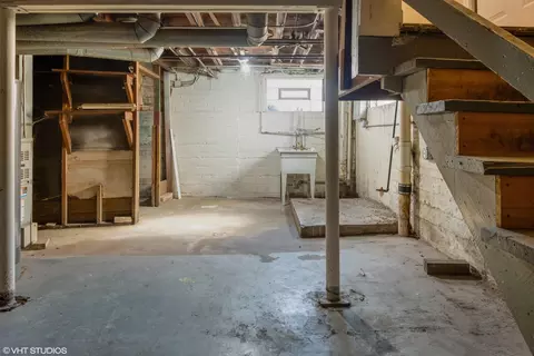 9840 S Yates Blvd, Chicago, IL 60617 photo 9