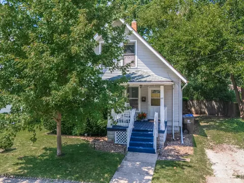 607 Maple St, Bloomington, IL 61701 photo 34