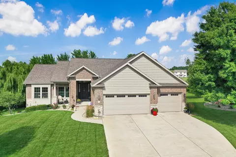 3 Huff Way, Bloomington, IL 61705