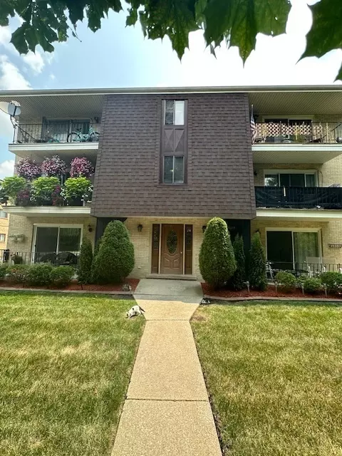 8029 Beloit Ave #2A, Bridgeview, IL 60455 photo 2