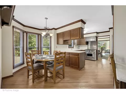Kitchen - 1413 Tomlin Dr, Burr Ridge, IL 60527 photo 1 of 5