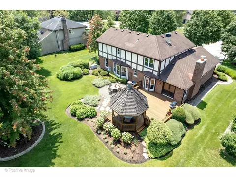 View/Area - 1413 Tomlin Dr, Burr Ridge, IL 60527 photo 3 of 6