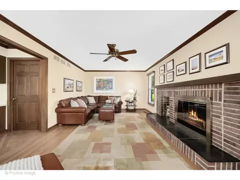 Other - 1413 Tomlin Dr, Burr Ridge, IL 60527 photo 2 of 4