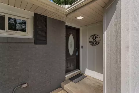 1408 Maplecrest Dr, Champaign, IL 61821 photo 6