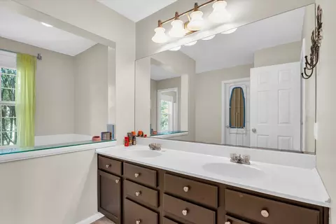 Bath - 403 E Tomaras Ave, Savoy, IL 61874 photo 1 of 5
