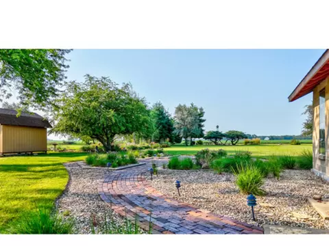 Exterior - 7346 E 3000 North Rd, Cornell, IL 61319 photo 9 of 14
