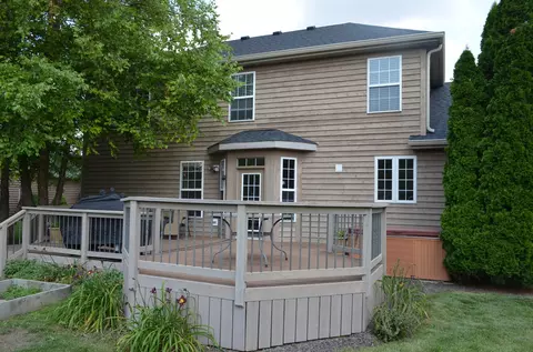 Exterior - 2501 Ventura Dr, Plainfield, IL 60586 photo 8 of 12
