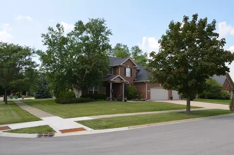Exterior - 2501 Ventura Dr, Plainfield, IL 60586 photo 3 of 12