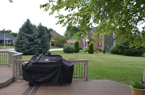 Exterior - 2501 Ventura Dr, Plainfield, IL 60586 photo 10 of 12