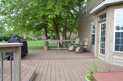 Exterior - 2501 Ventura Dr, Plainfield, IL 60586 photo 12 of 12
