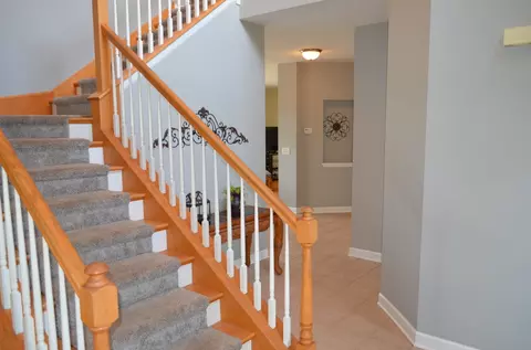 Entry Way - 2501 Ventura Dr, Plainfield, IL 60586 photo 1 of 2