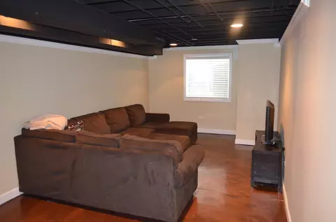 Living - 2501 Ventura Dr, Plainfield, IL 60586 photo 2 of 2
