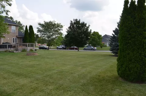 Exterior - 2501 Ventura Dr, Plainfield, IL 60586 photo 7 of 12