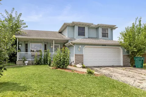 1603 Timberline Dr, Joliet, IL 60431