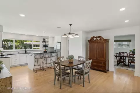 1860 Hoover Ct, Rolling Meadows, IL 60008 photo 7