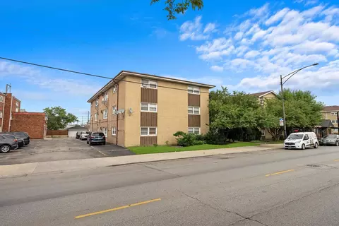 3848 W 47th St #2SE, Chicago, IL 60632
