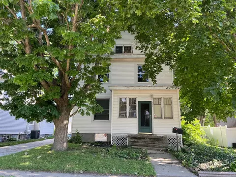 245 W Jefferson St, El Paso, IL 61738