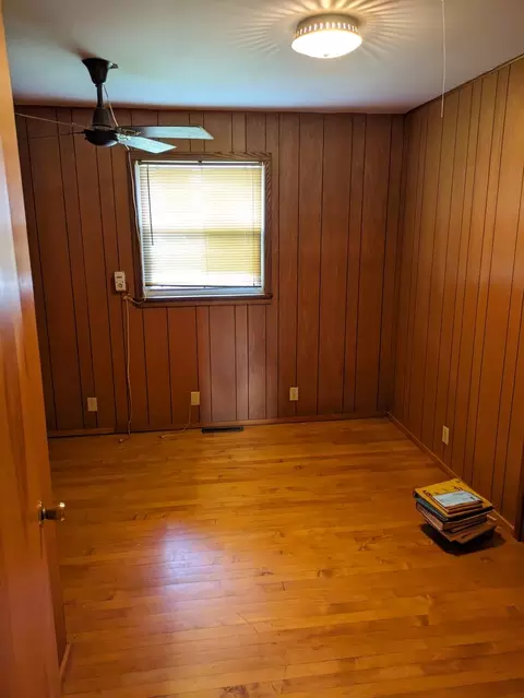 208 E Grant St, Arrowsmith, IL 61722 photo 23