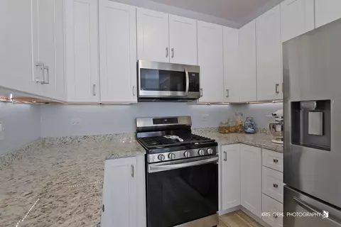 1825 Foxridge Ct, Aurora, IL 60502 photo 7