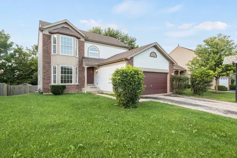 42 W Dahlia Ln, Round Lake Beach, IL 60073