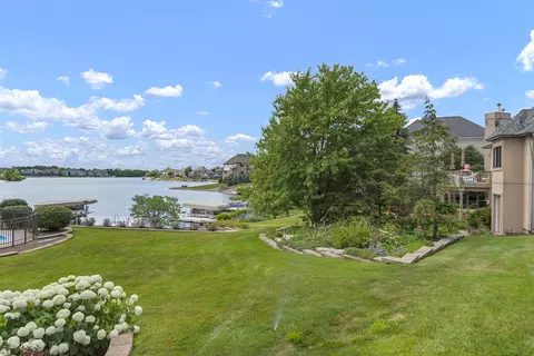 Exterior - 22917 Marina Dr, Plainfield, IL 60585 photo 2 of 3
