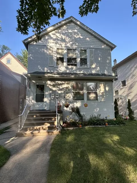 1016 S Maple Ave S, Oak Park, IL 60304