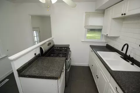 Kitchen - 3737 Sunset Ave, Markham, IL 60428 photo 2 of 3