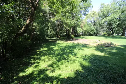 Exterior - 3737 Sunset Ave, Markham, IL 60428 photo 4 of 6