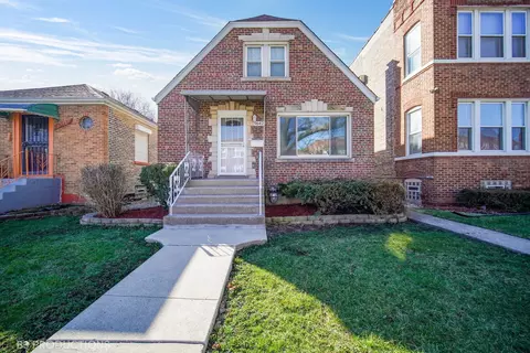 9642 S Forest Ave, Chicago, IL 60628