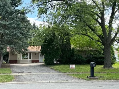 154 Bowman Ct, Bolingbrook, IL 60440