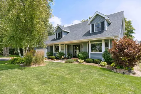 4210 Hilltop Ln, Johnsburg, IL 60051