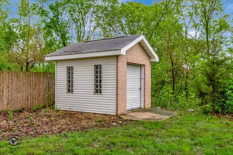 3668 S State St, Crete, IL 60417 photo 25