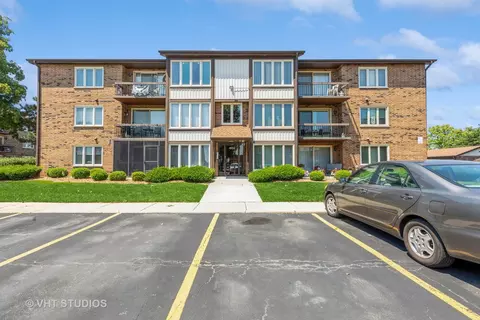 4924 Circle Ct #408, Crestwood, IL 60445
