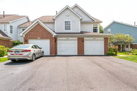 1489 Ashbury Ln W, Roselle, IL 60172